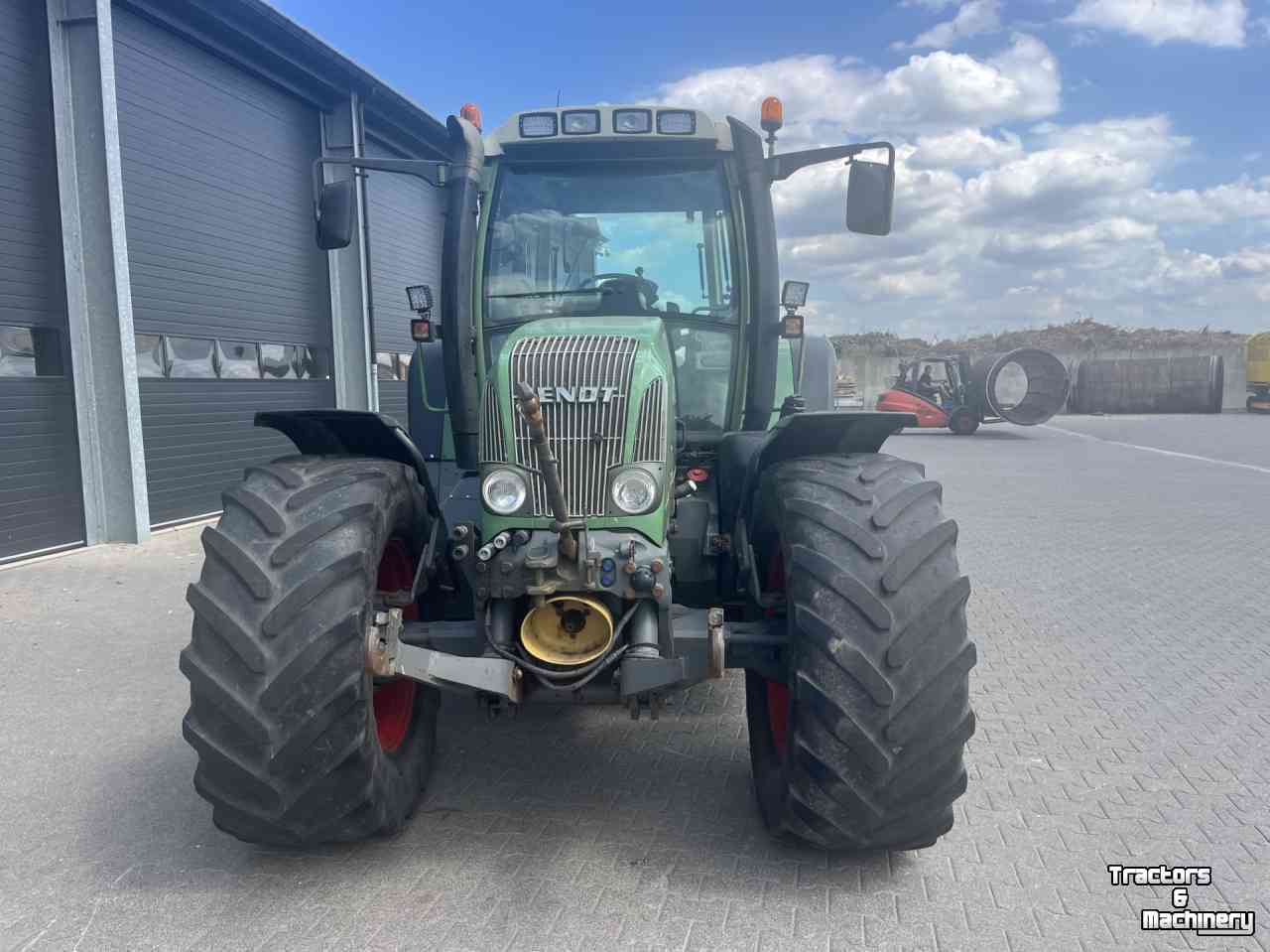 Tractor Fendt 714 VARIO