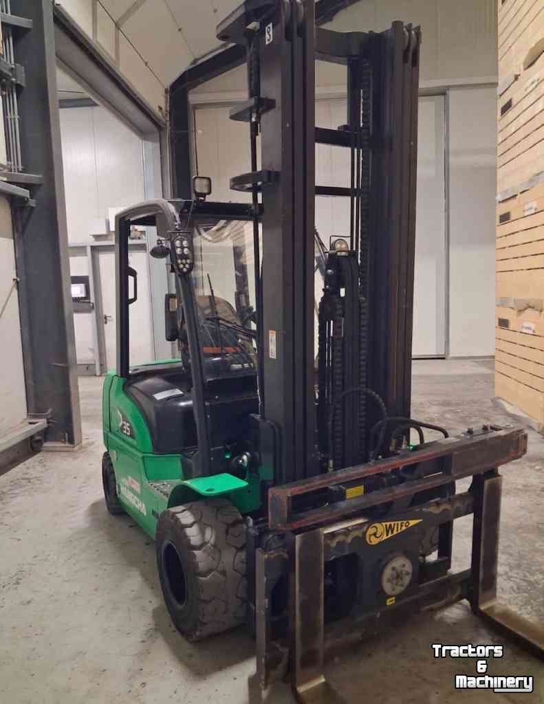 Tedder Hangcha CPD 35 Lithium grootste accu 404 Ah!