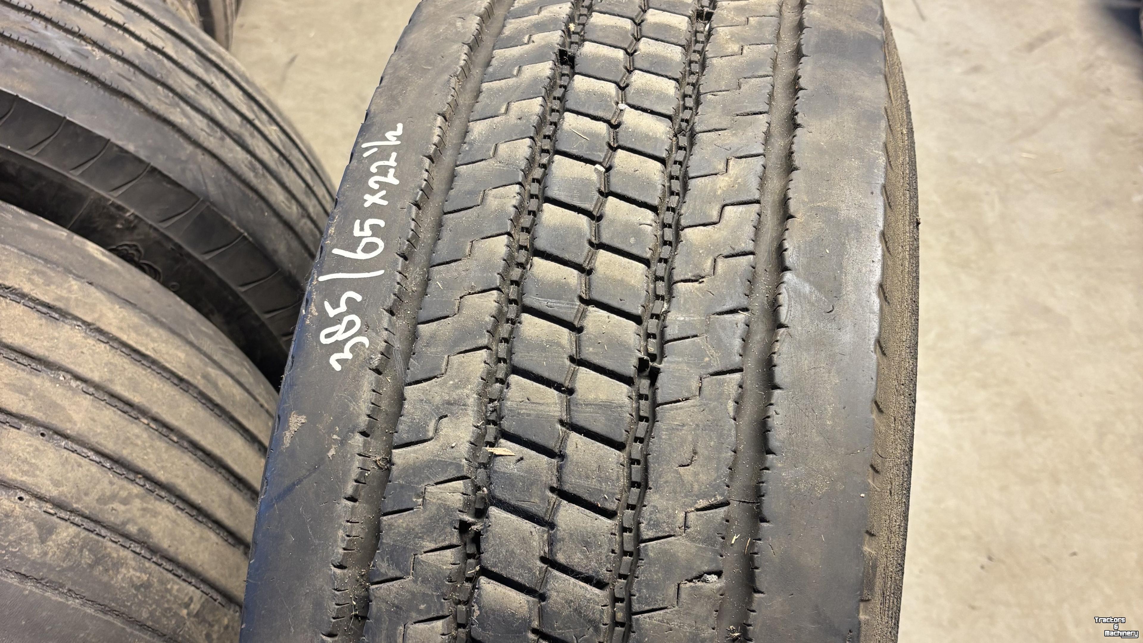 Wheels, Tyres, Rims & Dual spacers Bridgestone BRIDGESTONE 385/65X22,5 BUITENBAND