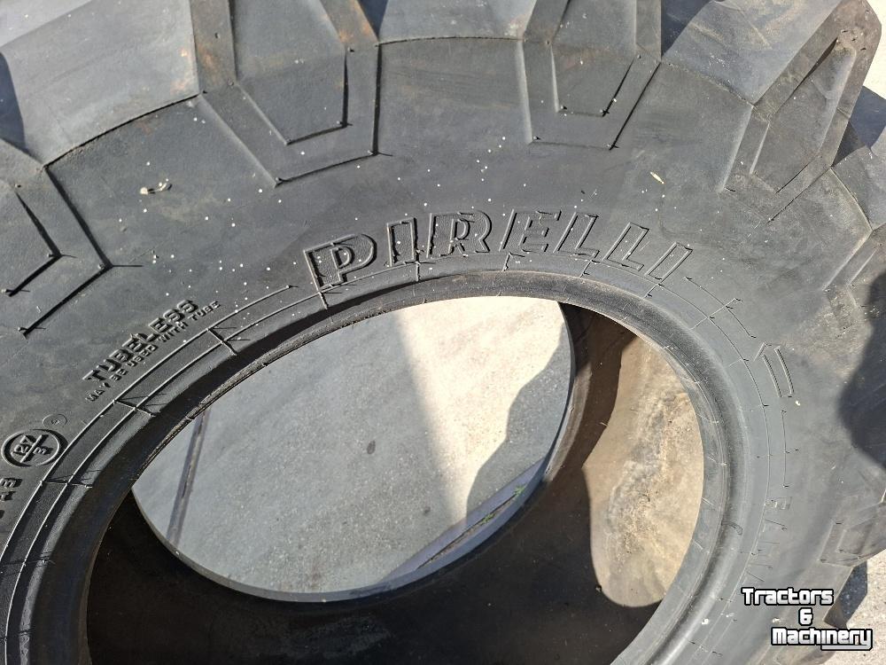 Wheels, Tyres, Rims & Dual spacers Pirelli 420/70R24
