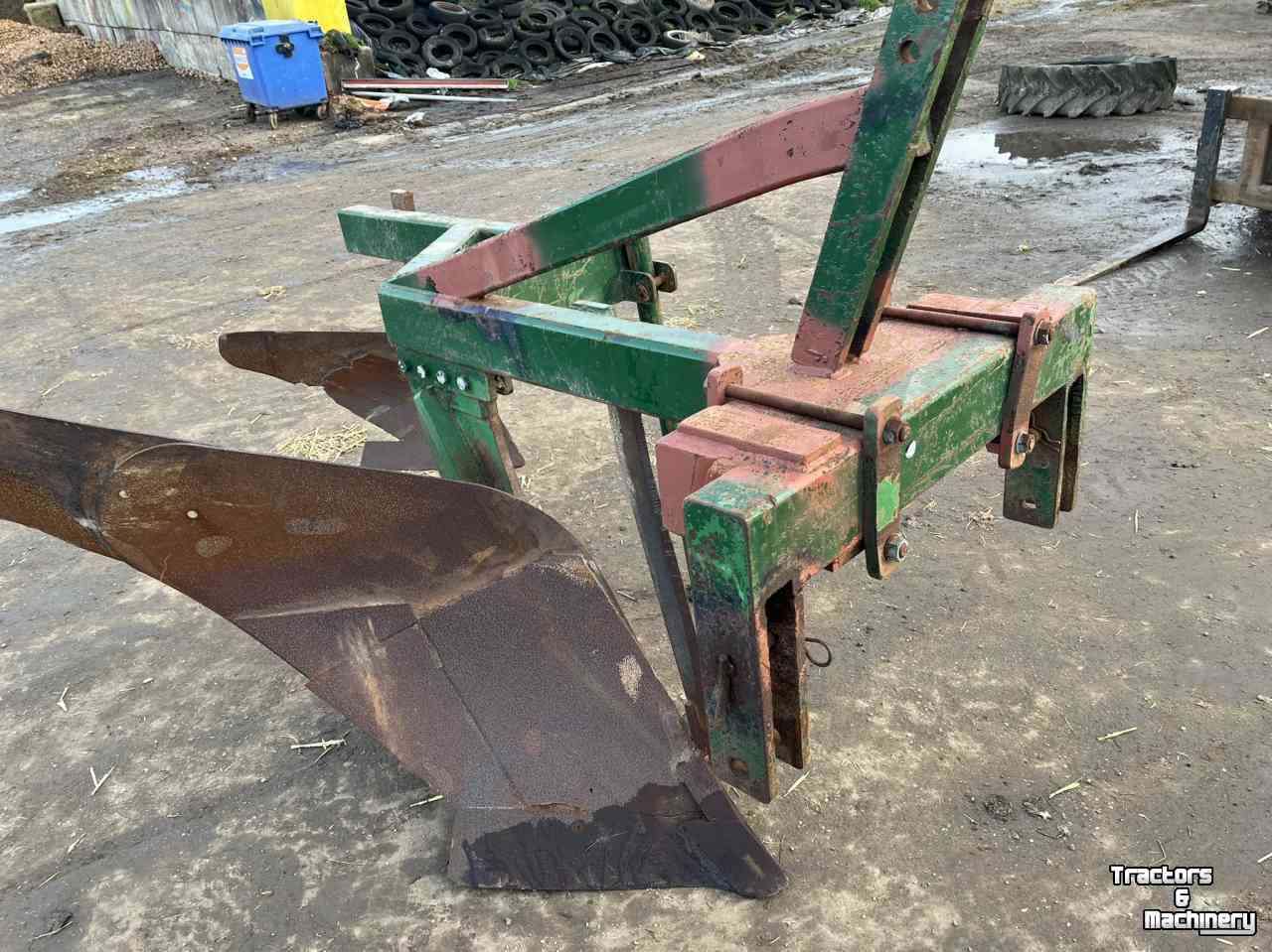 Ploughs  Diepploeg ploeg