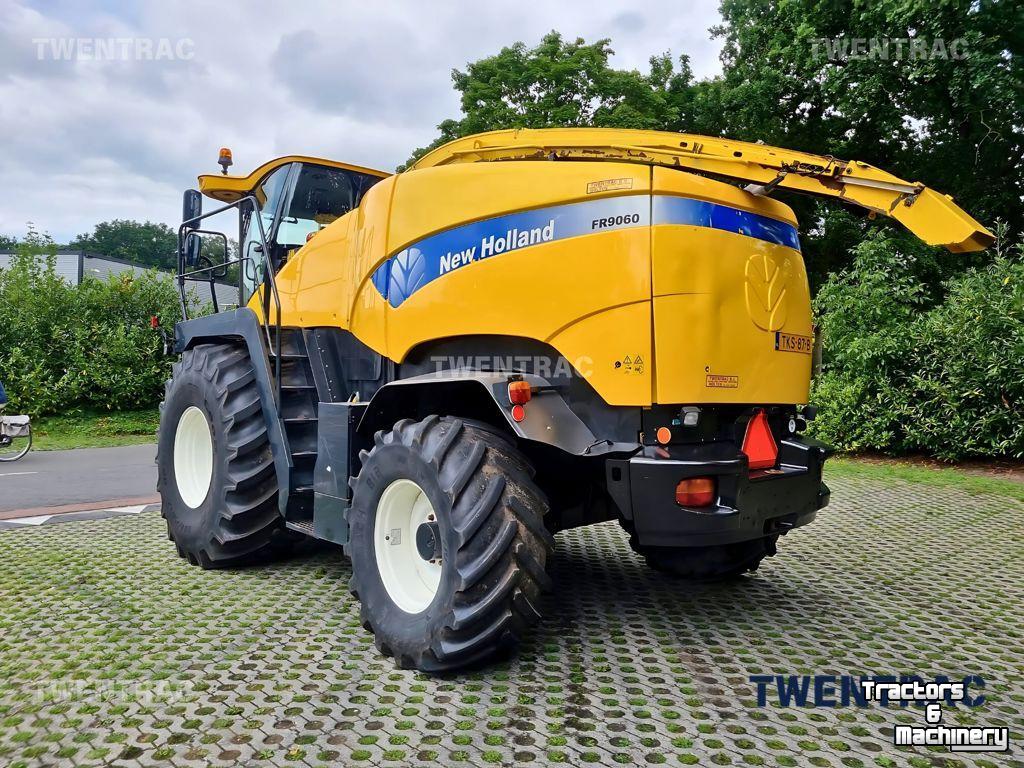Forage-harvester New Holland FR 9060