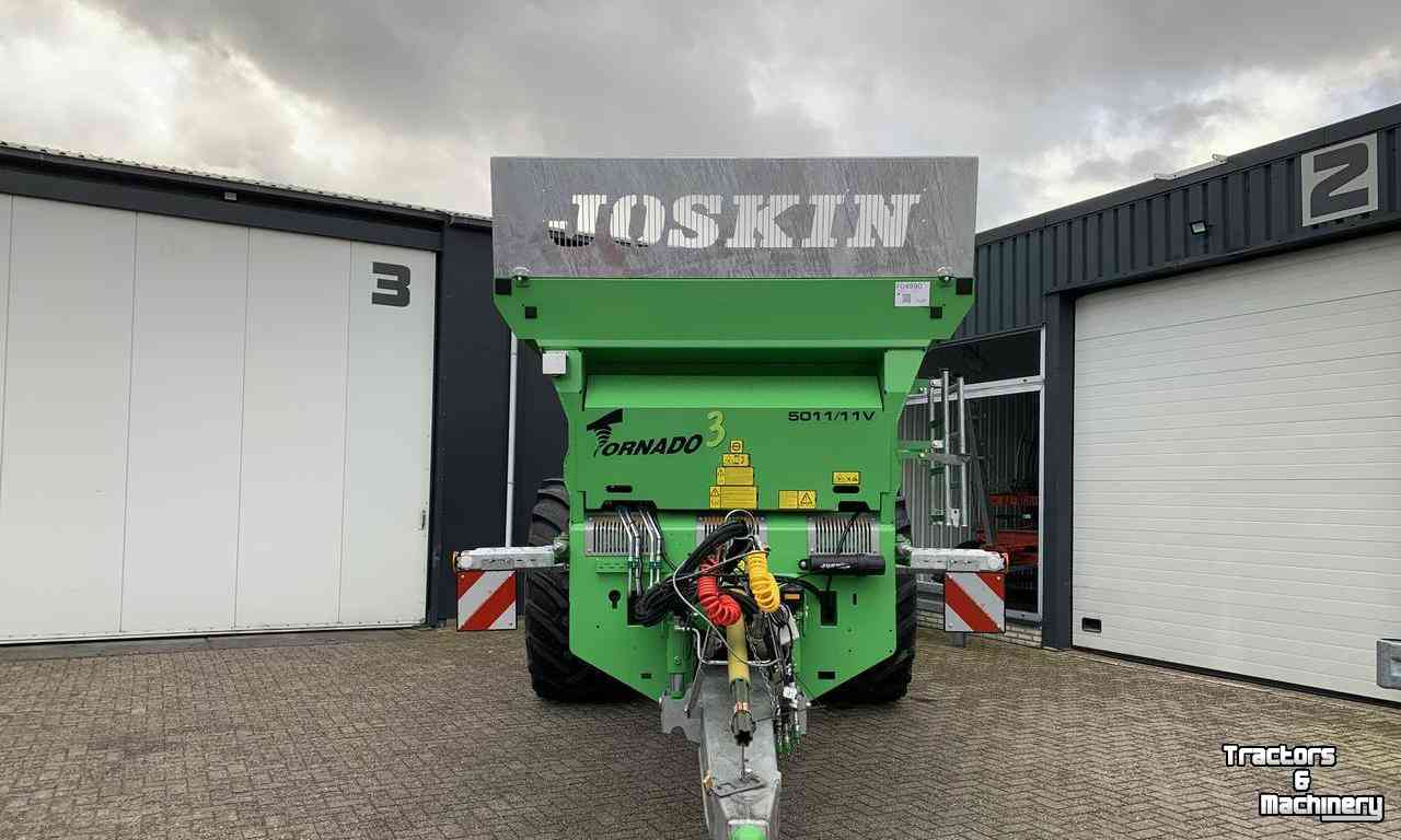Manure spreader Joskin Tornado 3 T5011/11V