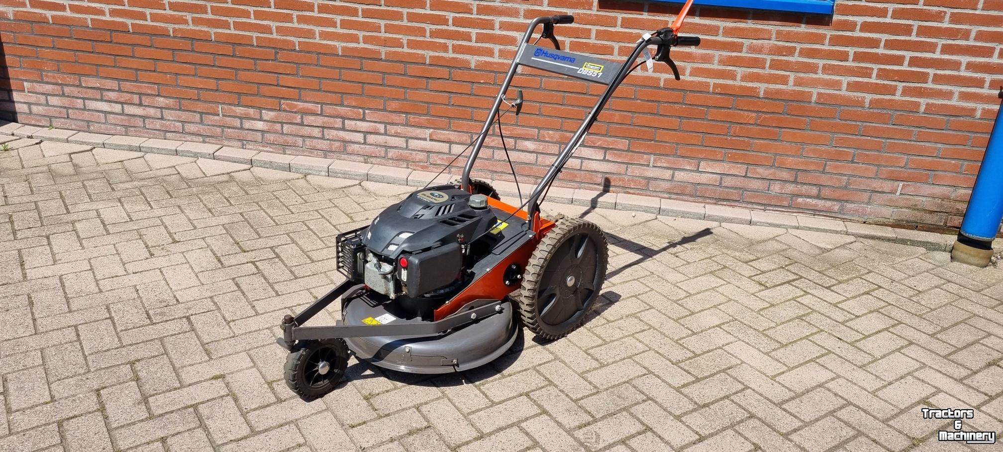 Ride-on mower Husqvarna DBS51