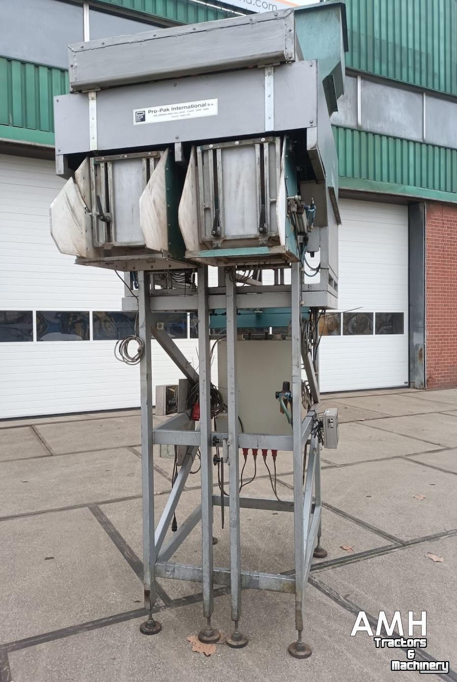 Weighing machines Pro-Pak Weger 2EW 2000 TP  Pro-Pak 2 baks weger afweger waage wiegemaschine