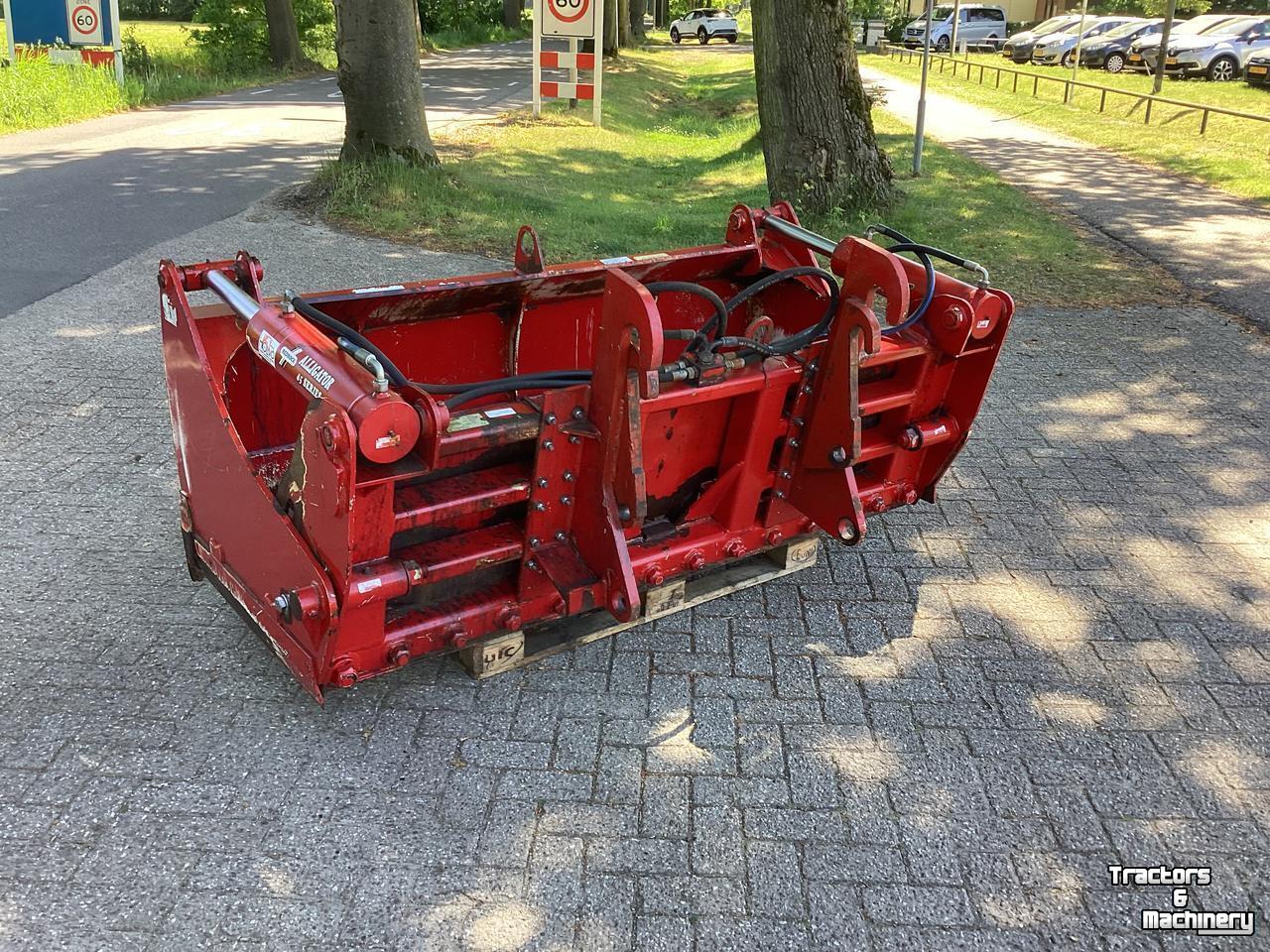 Silage cutting bucket Redrock Alligator 200-85