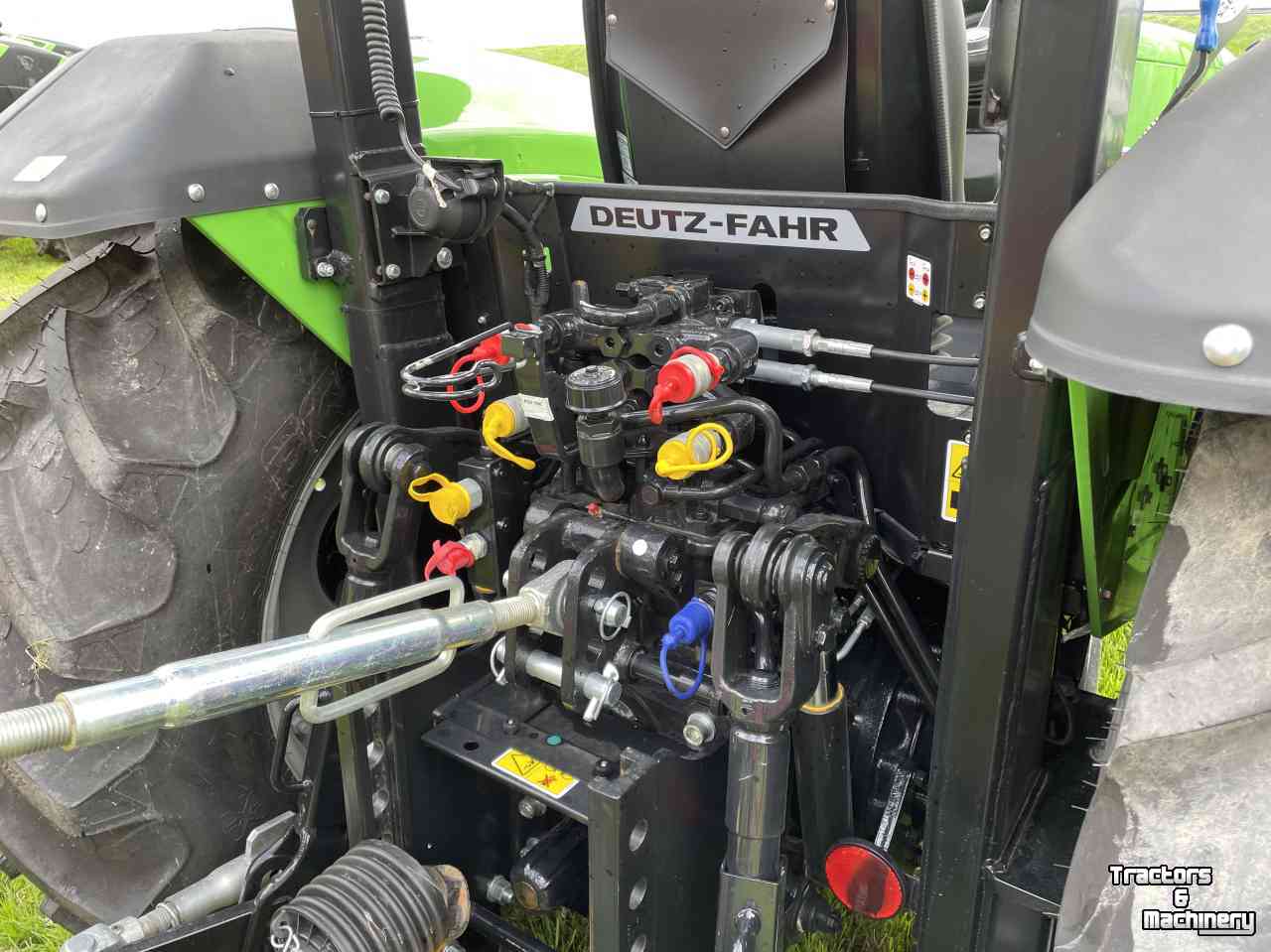 Tractors Deutz-Fahr 4070E