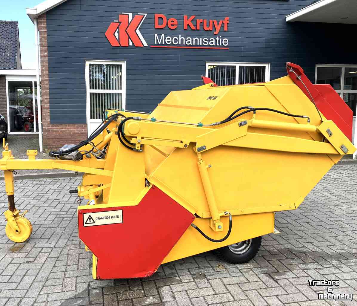 Sweepers and vacuum sweepers Schouten VM 1800 HK