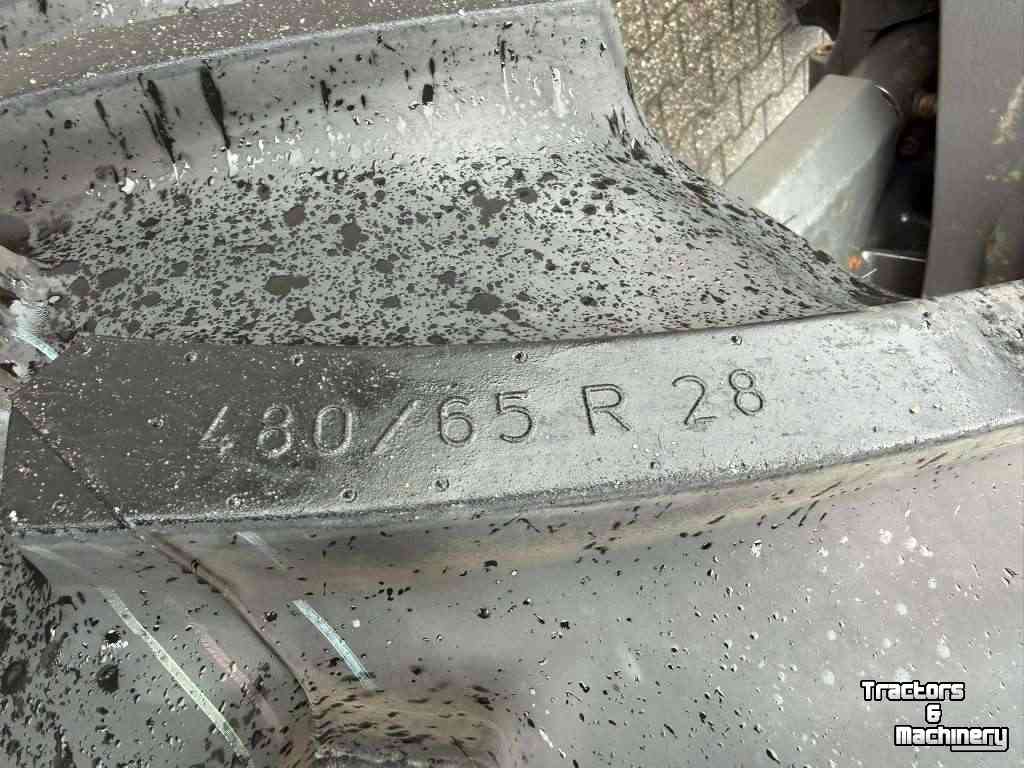 Tractor Claas Arion 610