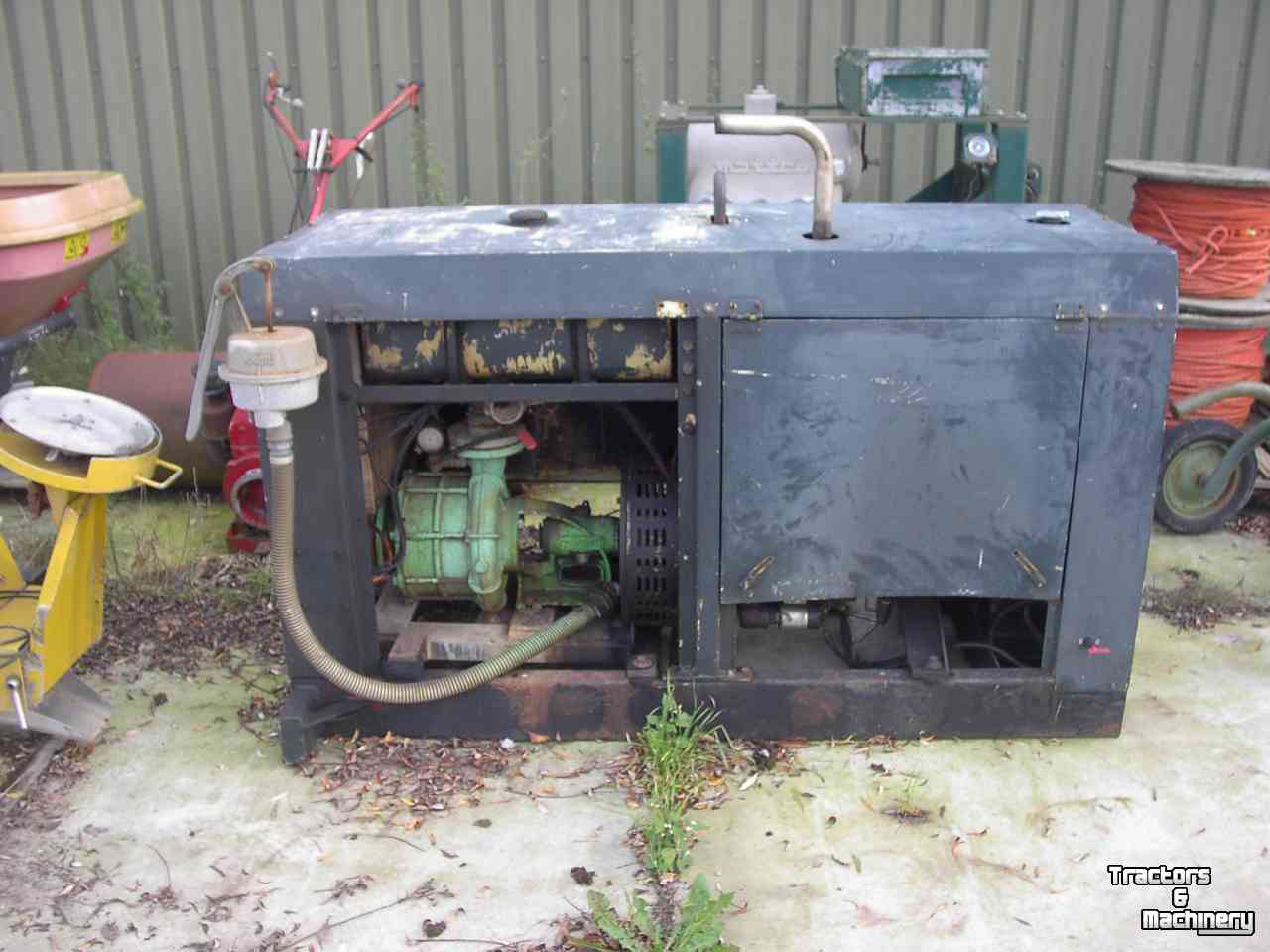Stationary engine/pump set Perkins met Caprari pomp  HD