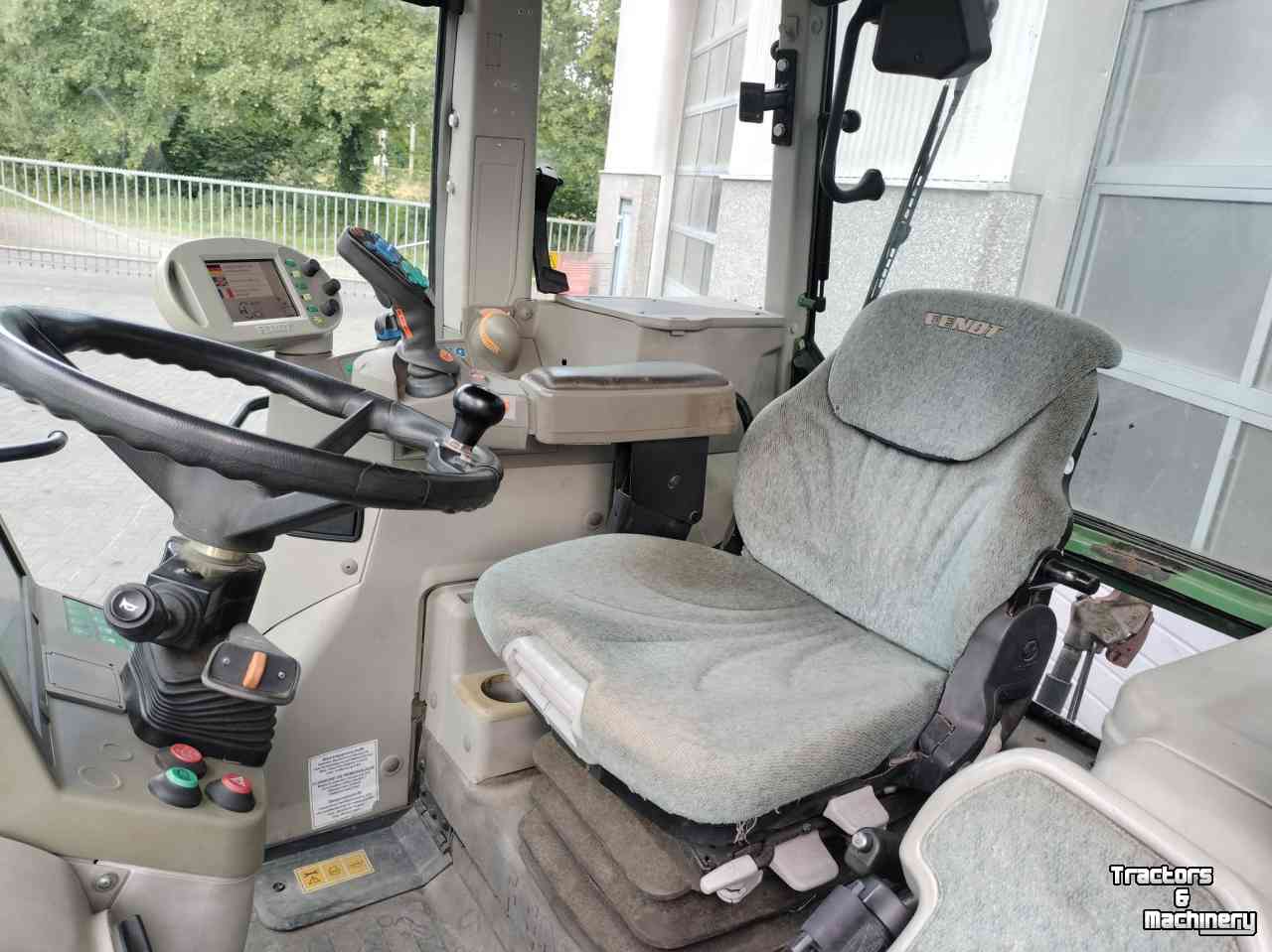 Tractor Fendt 415 Vario
