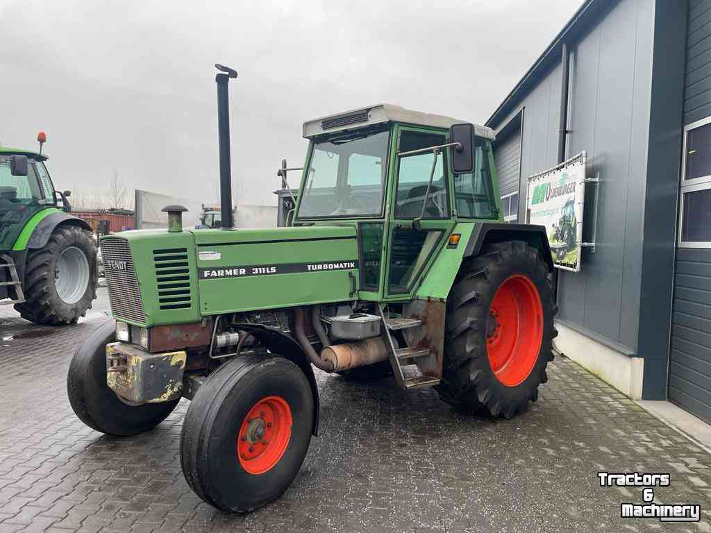 Tractor Fendt 311 LS