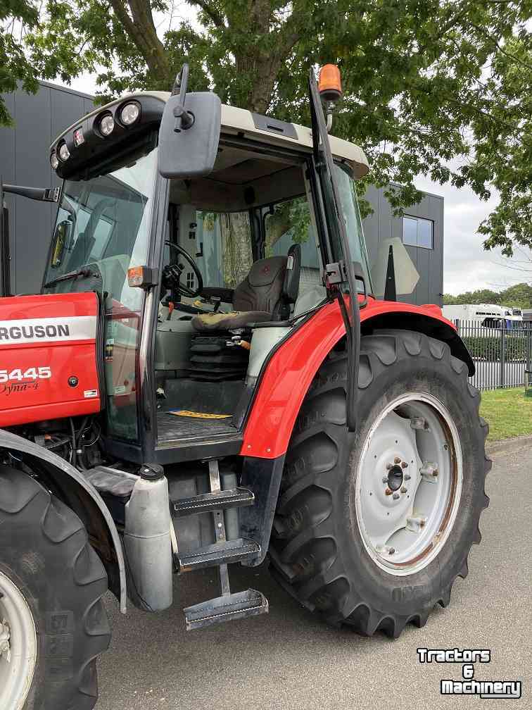 Tractor Massey Ferguson 5445 Dyna-4