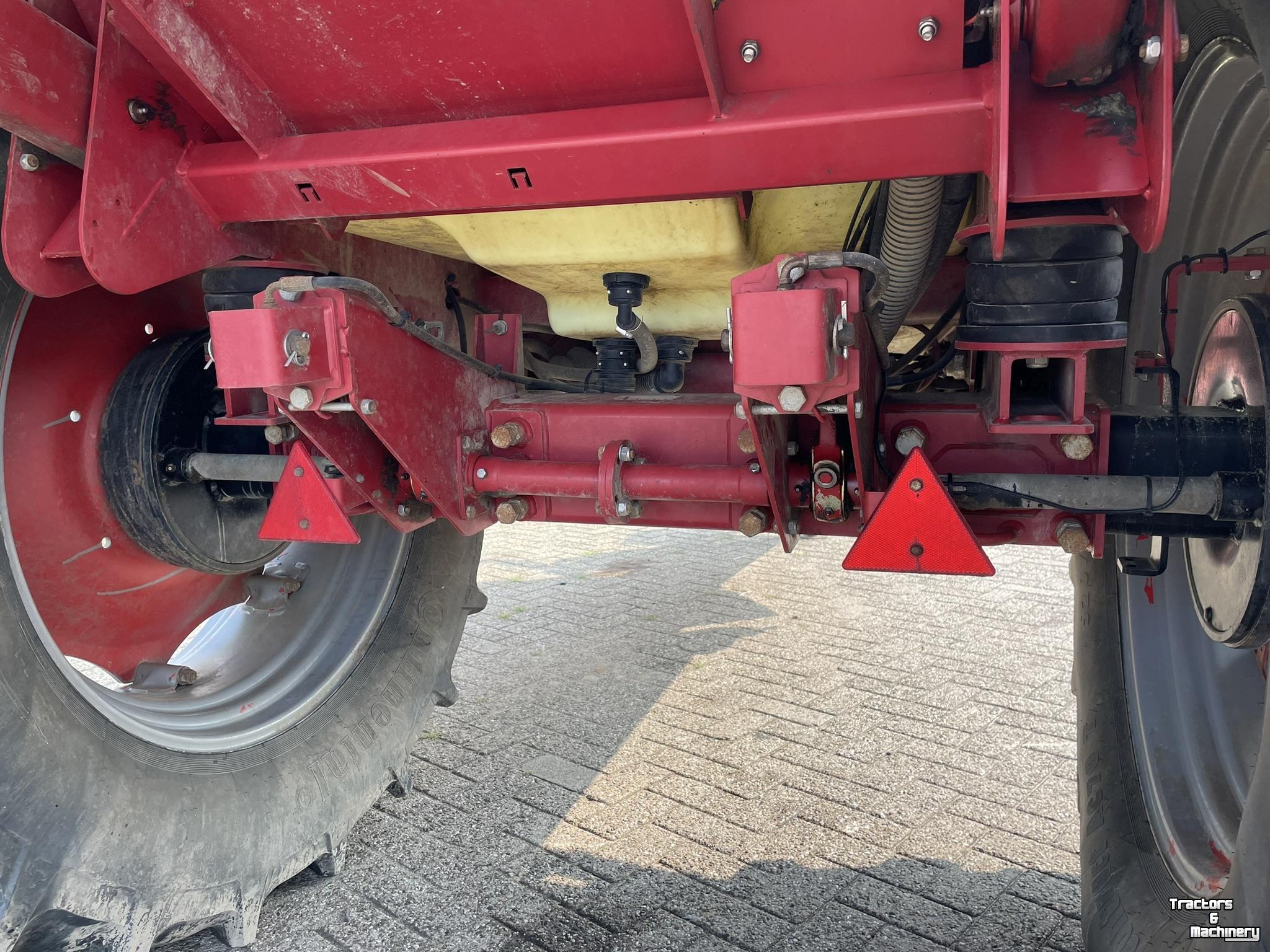 Fieldsprayer 3 points Hardi Navigator 24 m