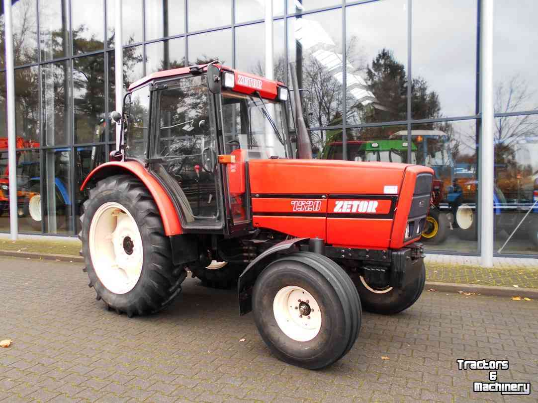 Tractors Zetor 7520