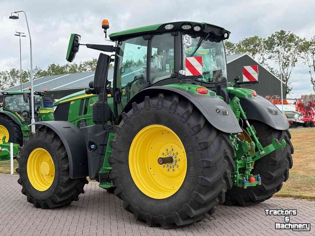 Tractor John Deere 6R250