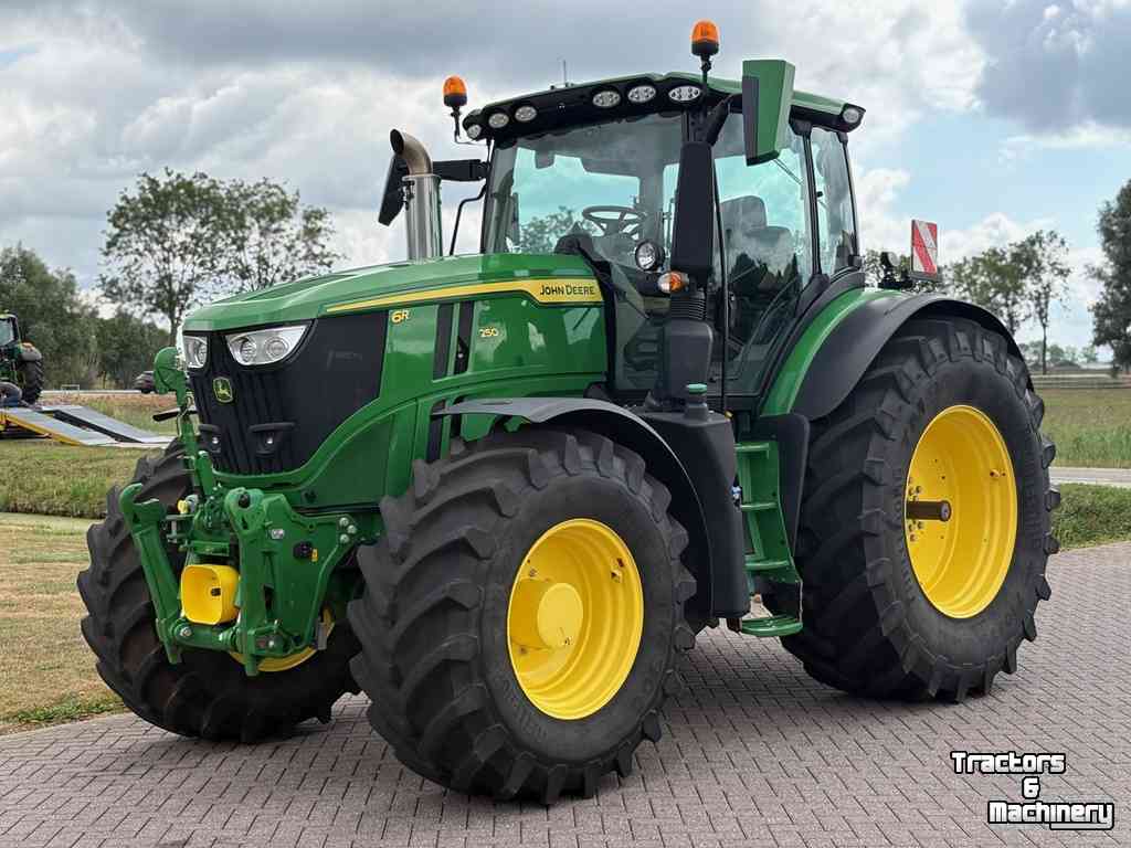Tractor John Deere 6R250