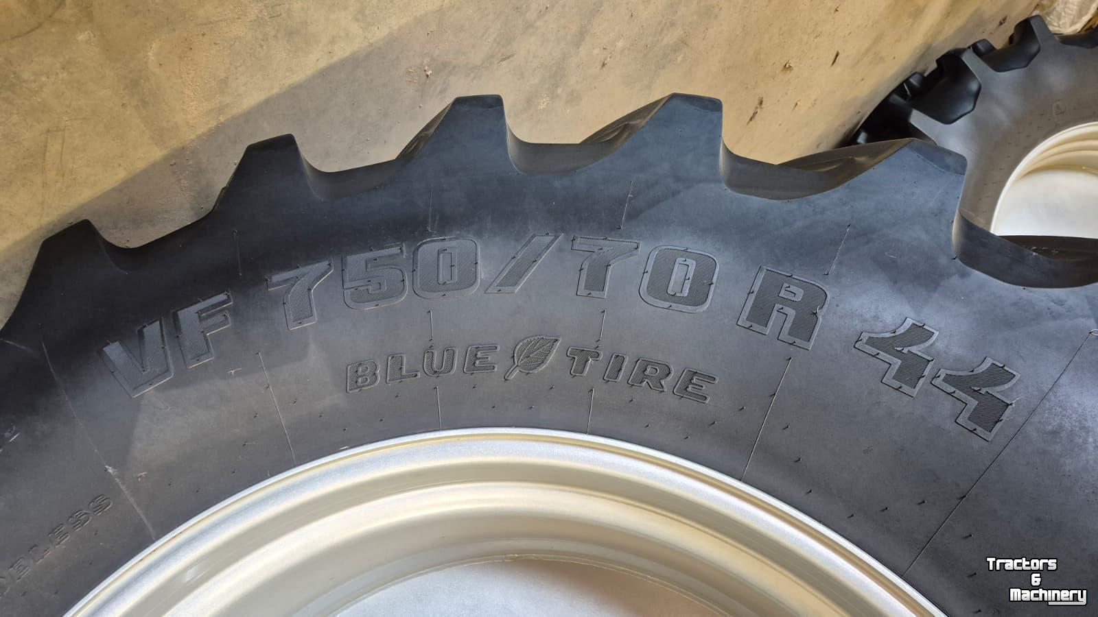 Wheels, Tyres, Rims & Dual spacers  Trelleborg 750/70R44 + 650/60R38