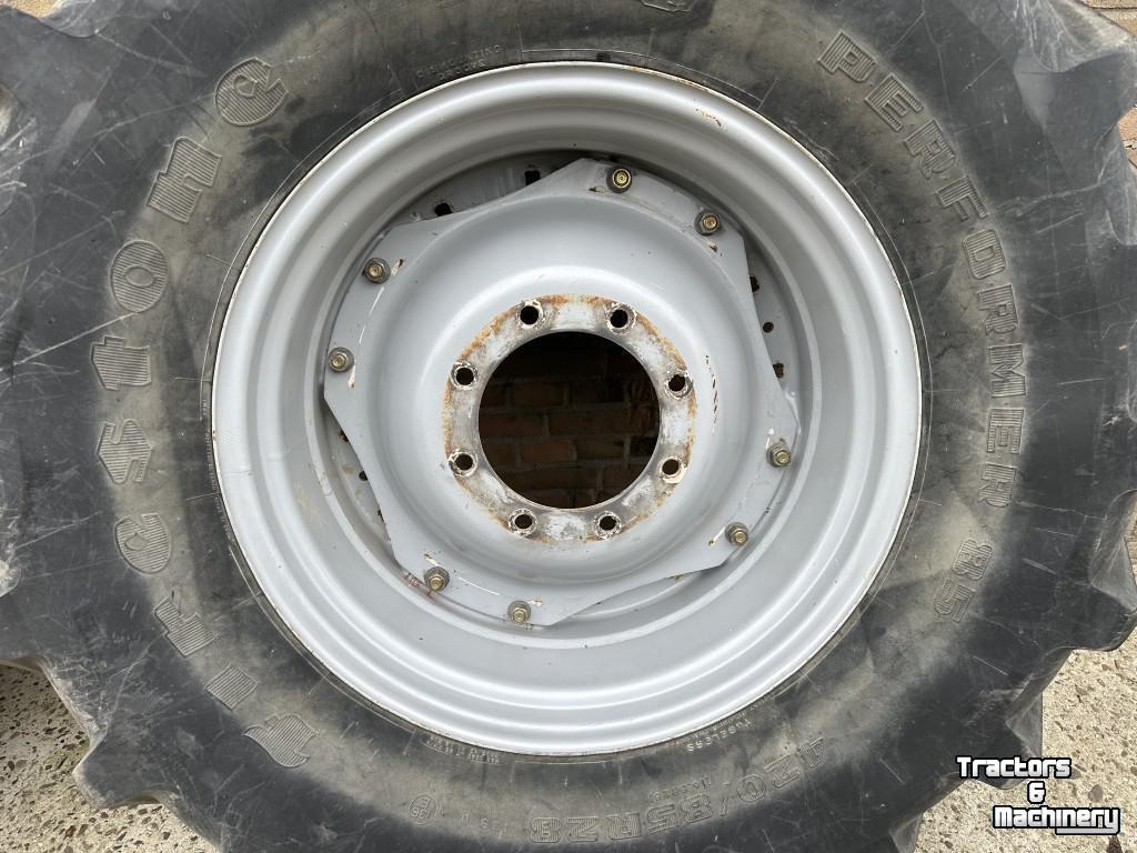 Wheels, Tyres, Rims & Dual spacers Firestone 420/85R28<>520/85R38