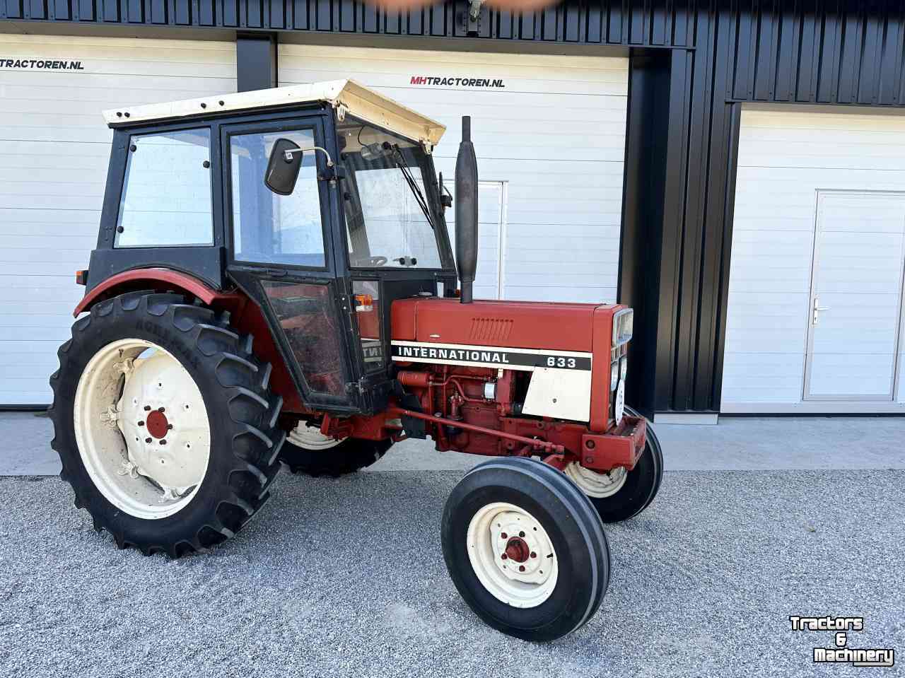 Tractor International 633
