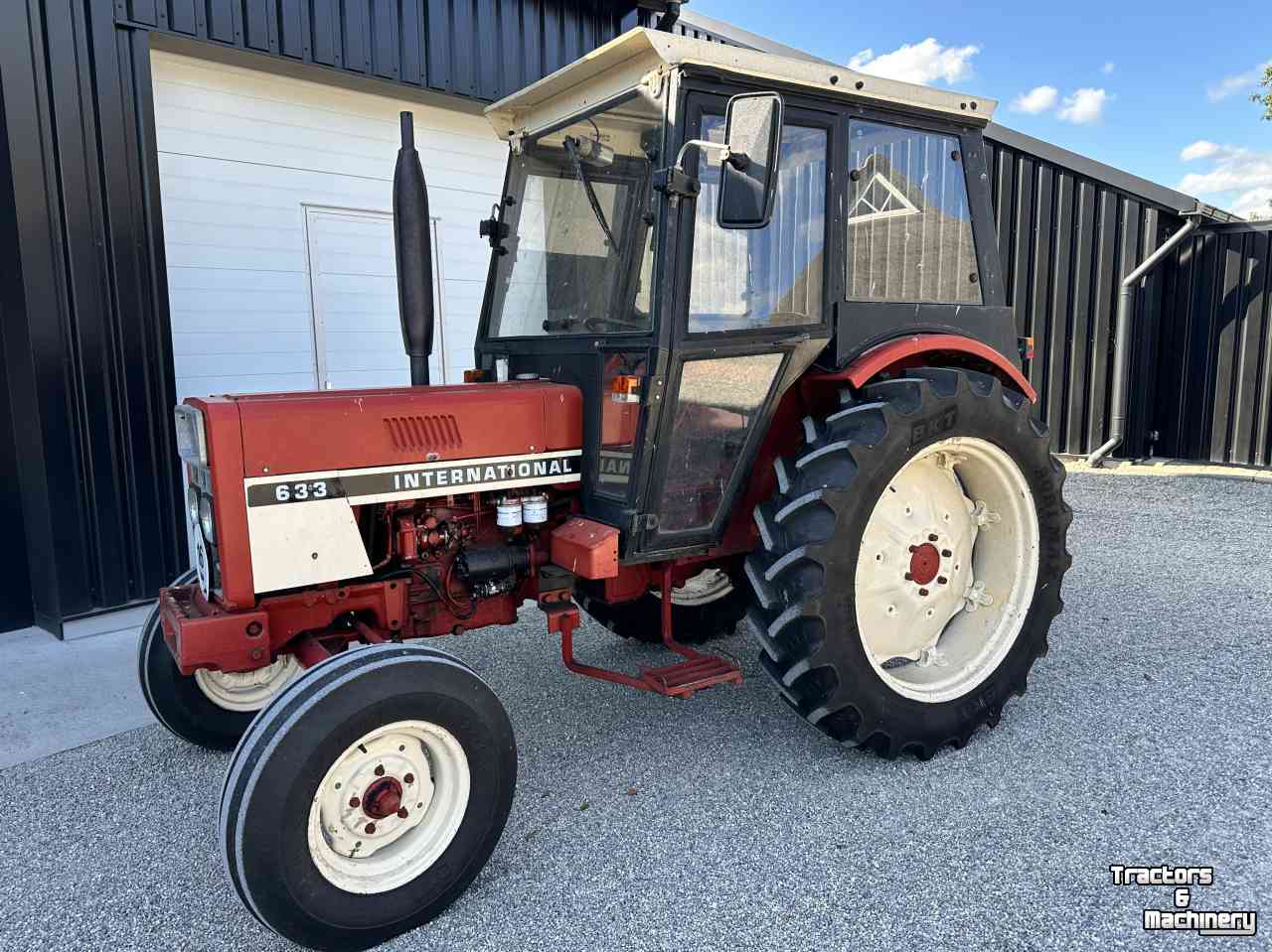 Tractor International 633