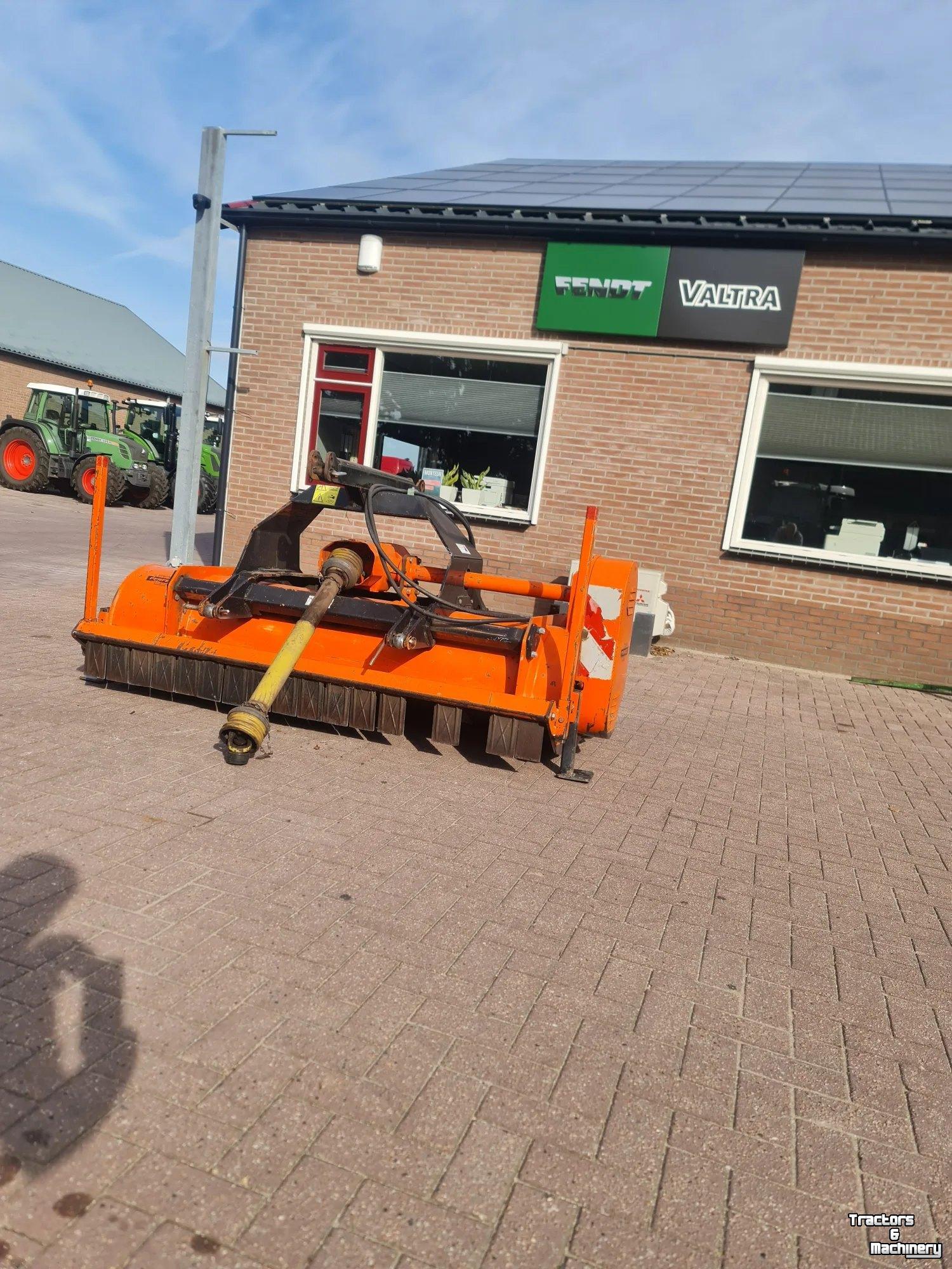 Grassland improver Perfect KM220 KLEPELMAAIER
