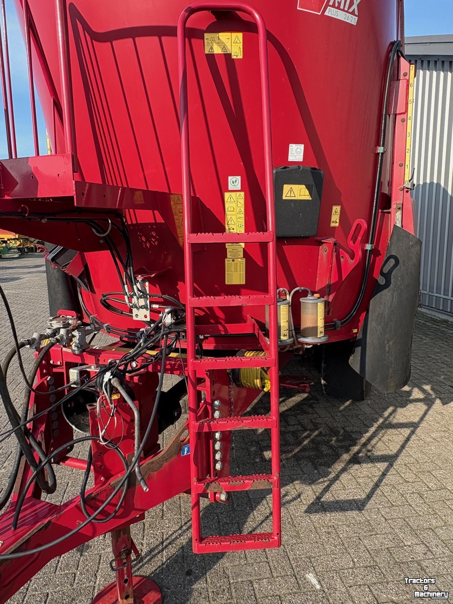 Vertical feed mixer BVL BVL V mix 24-2S