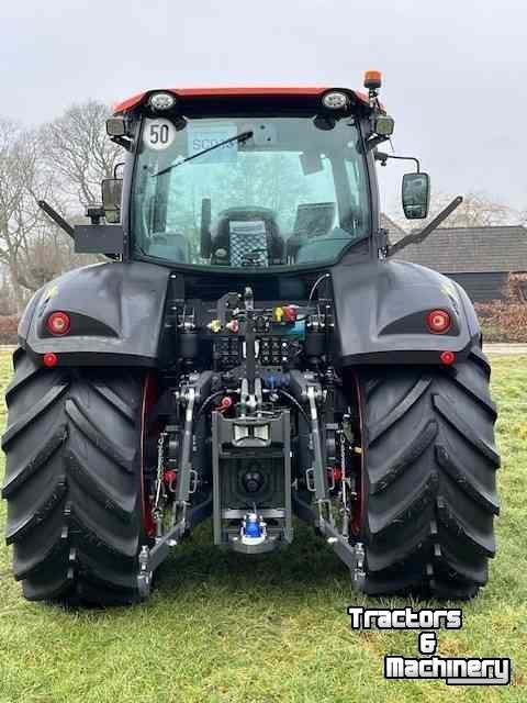 Tractor Kubota M7174 KVT