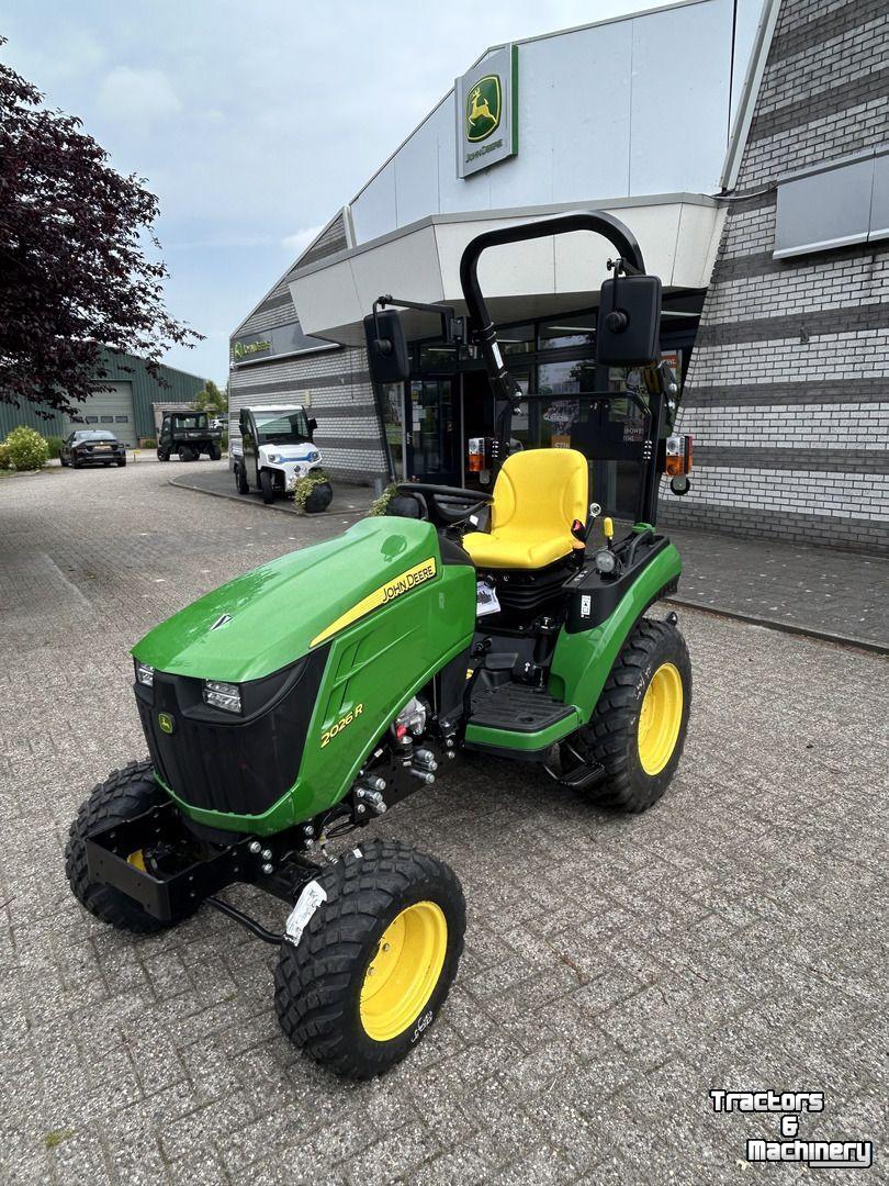 Small-track Tractor John Deere 2026R