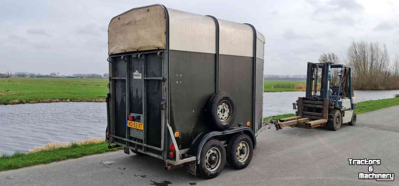 Livestock trailer Ifor Williams paardentrailer 2 paards