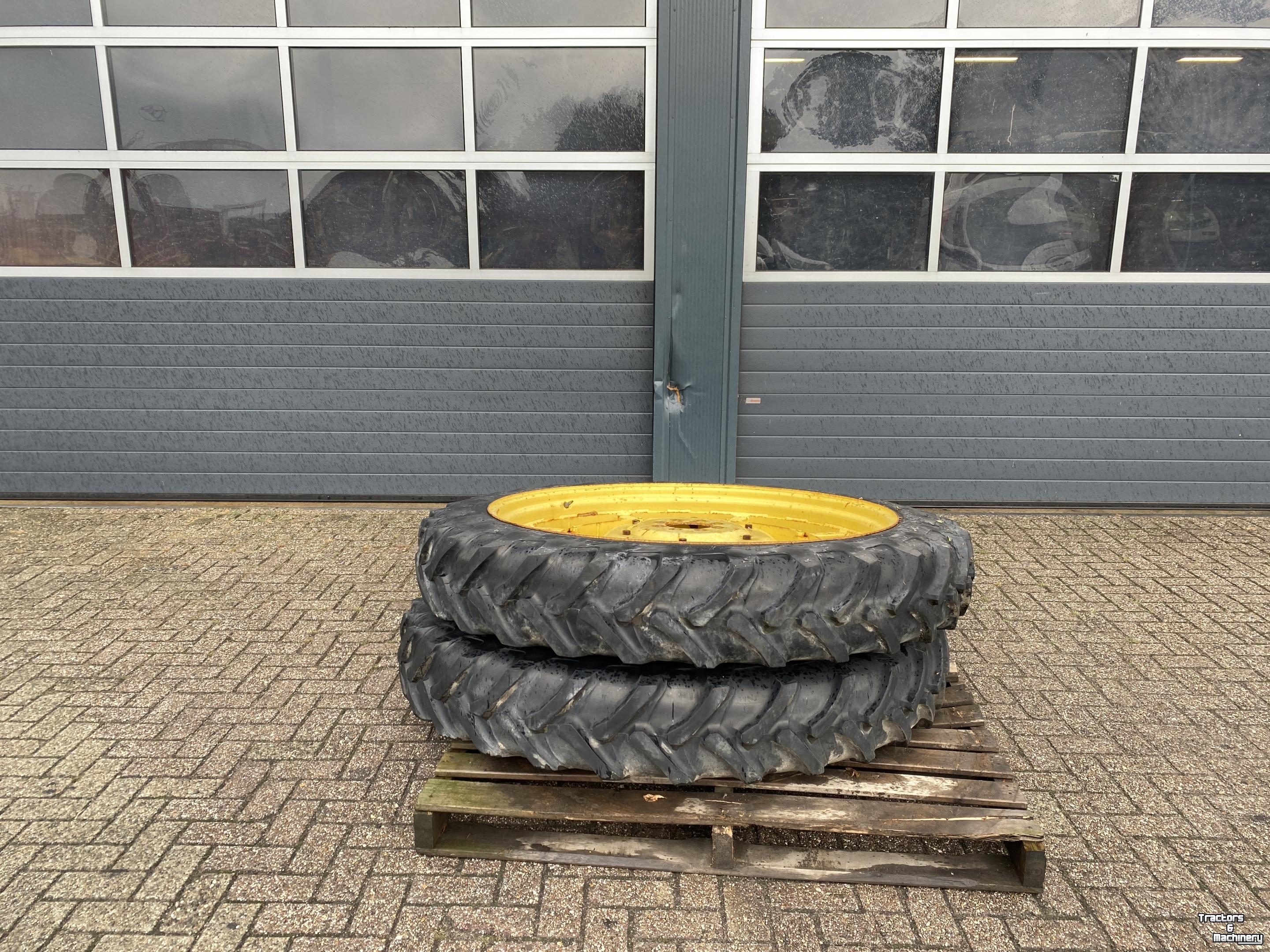 Wheels, Tyres, Rims & Dual spacers  Cultuurwielen 11.2R48
