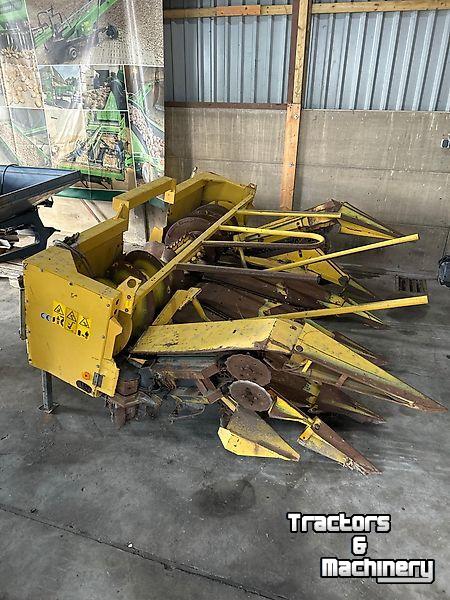 Used parts for forage harvesters New Holland 6-rijige maisbek