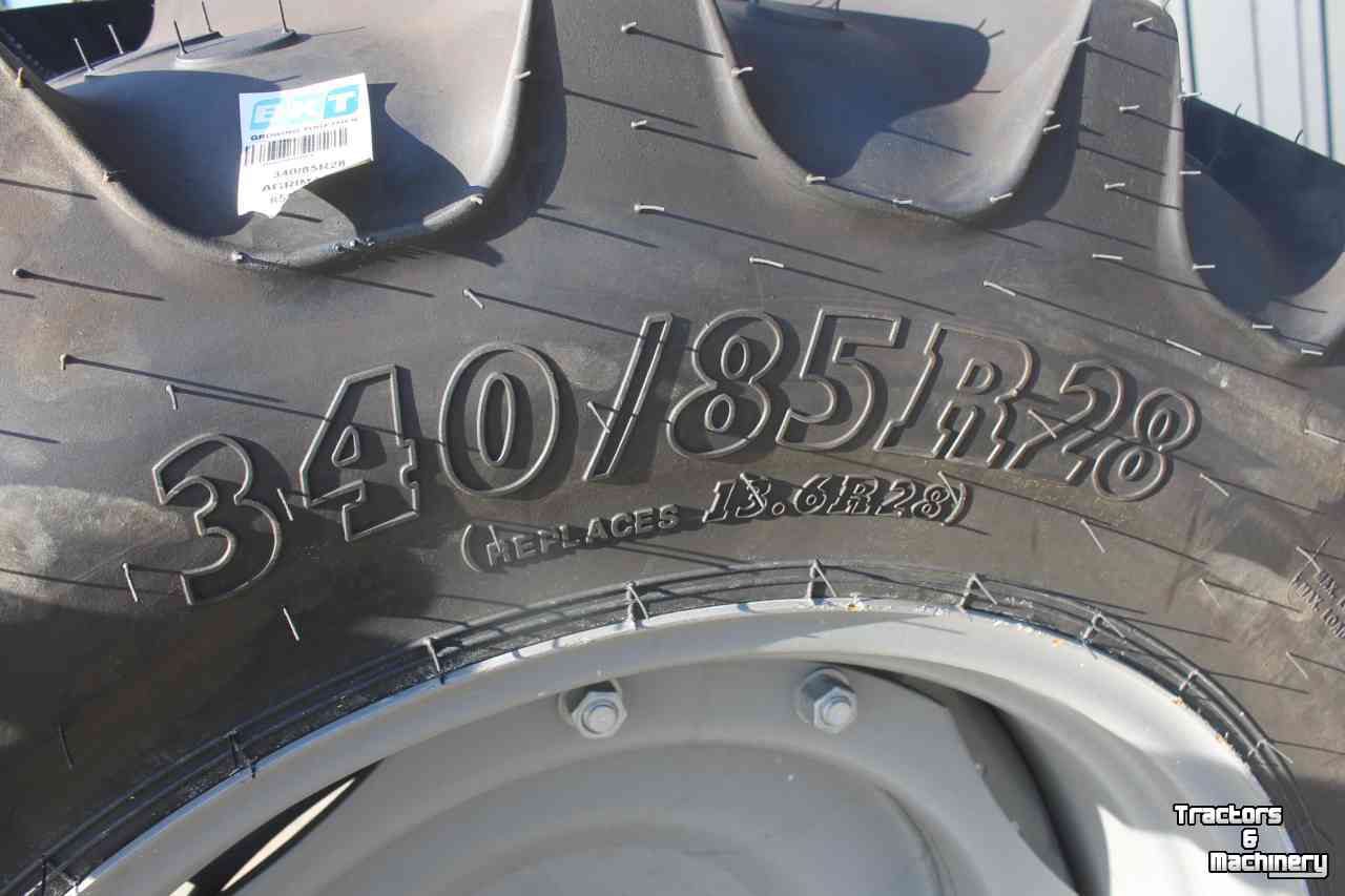 Wheels, Tyres, Rims & Dual spacers BKT 340/85R28 Agrimax RT855 trekkerbanden tractorbanden wielen/velgen