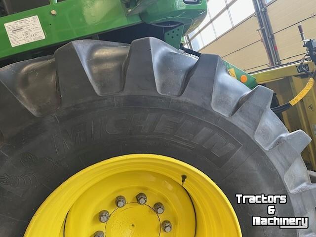 Forage-harvester John Deere 7780