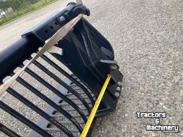 Skeleton buckets  Zgan puinbak