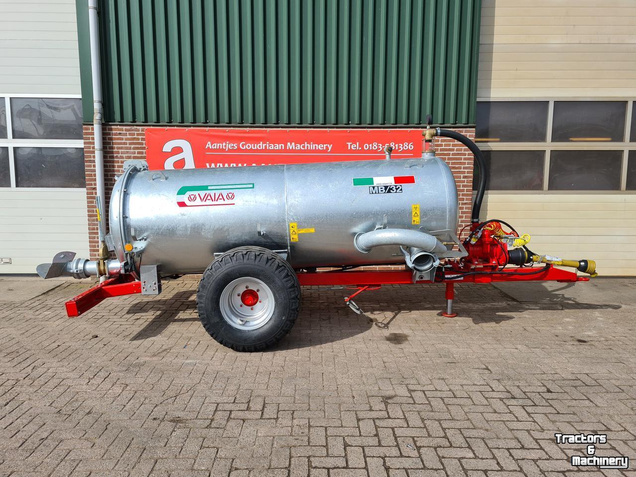 Slurry tank Vaia Waterwagen MB32