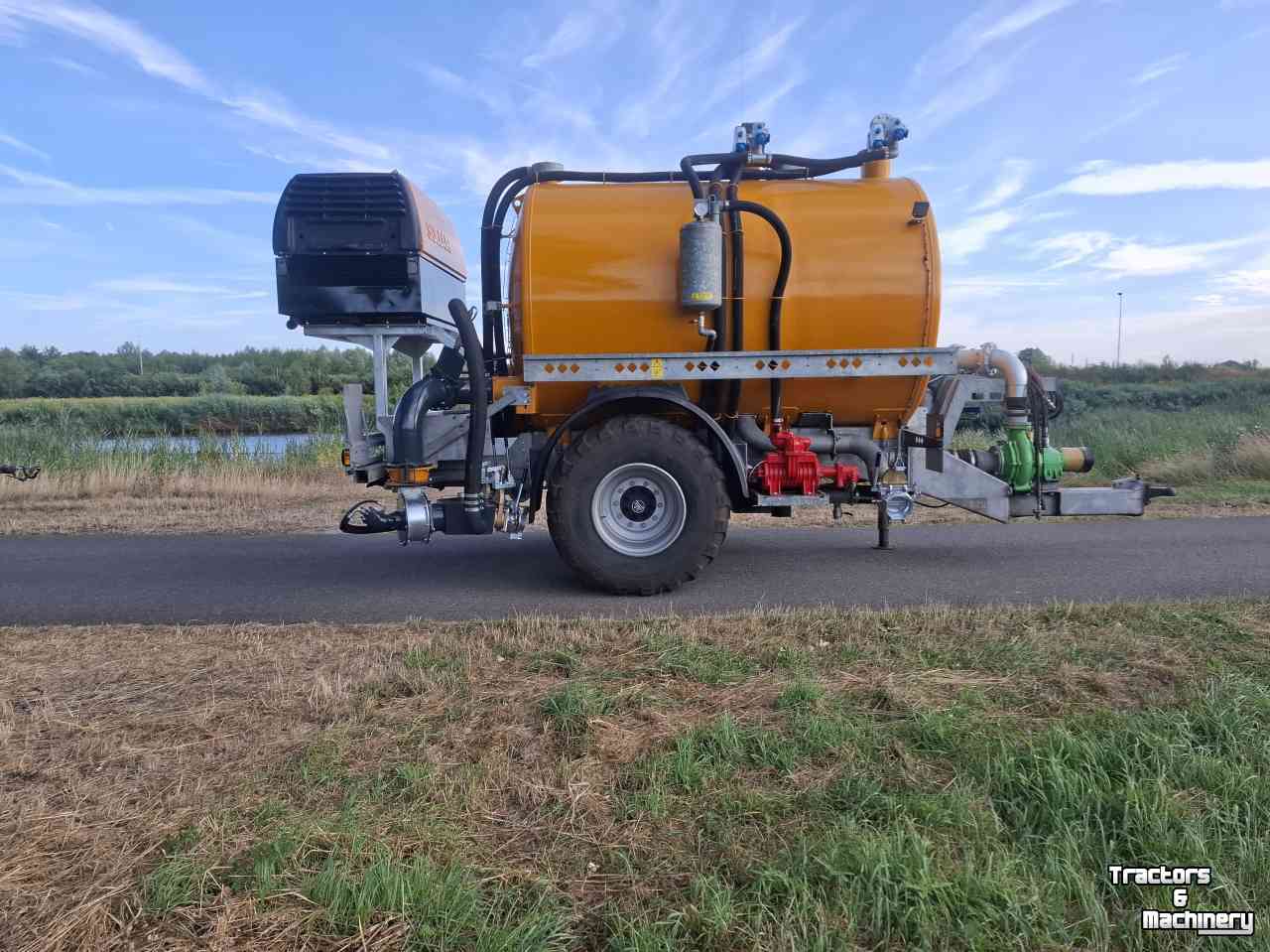 Slurry tank Veenhuis Quanta
