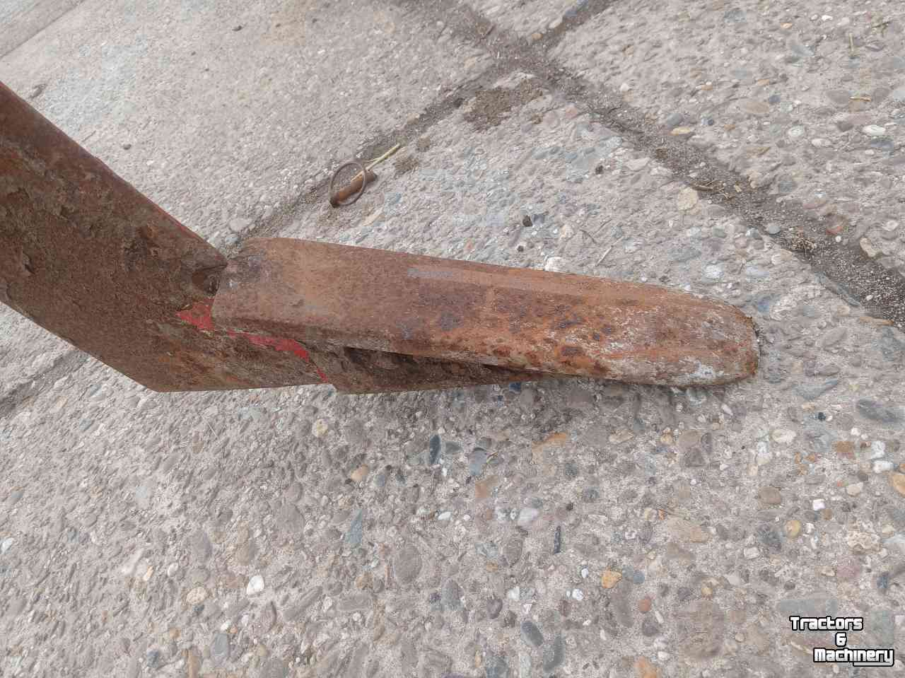 Deep subsoiler Cappon HSU2P3