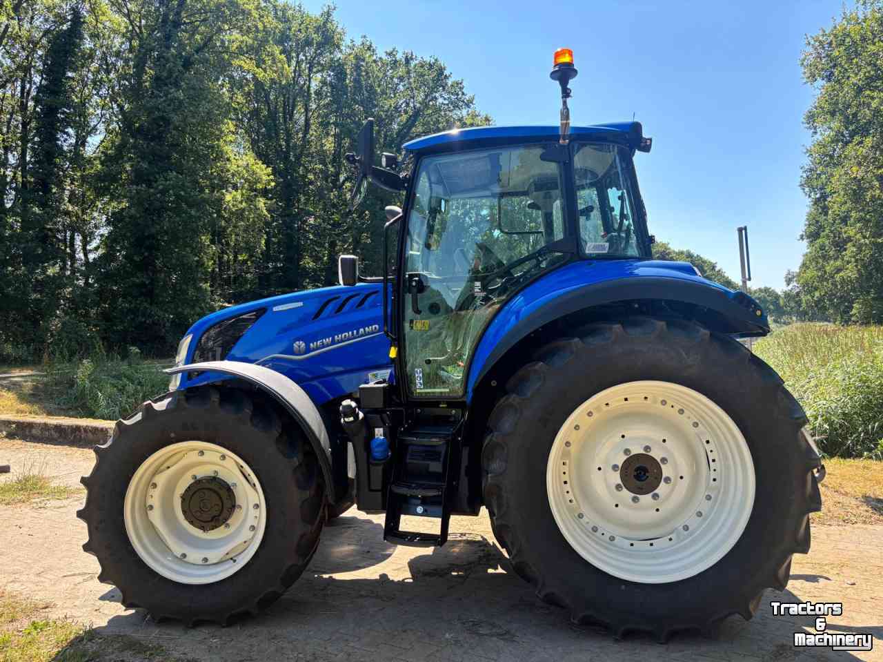 Tractor New Holland T5 120 EC