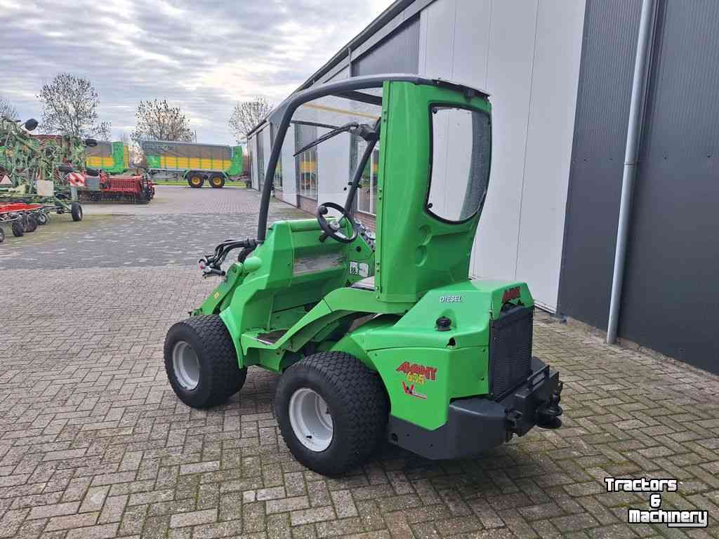 Wheelloader Avant 635