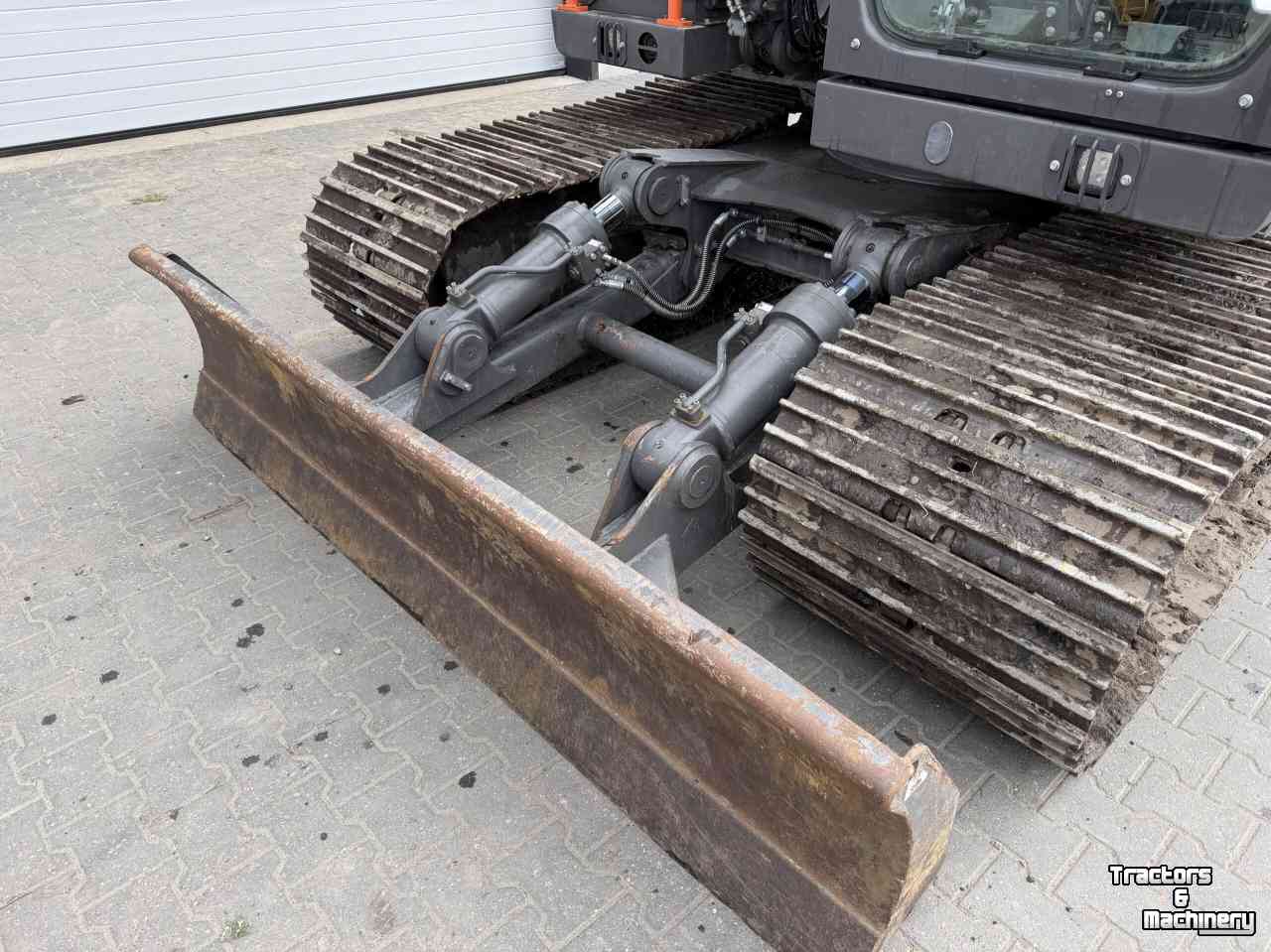 Excavator tracks Volvo EC140EL