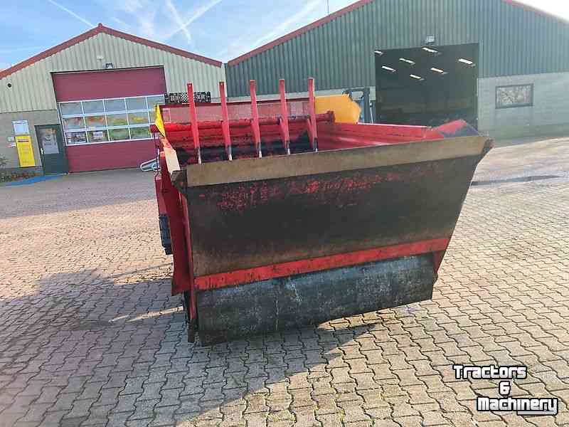Silage-block distribution wagon Schuitemaker Amigo 20S Blokkenwagen