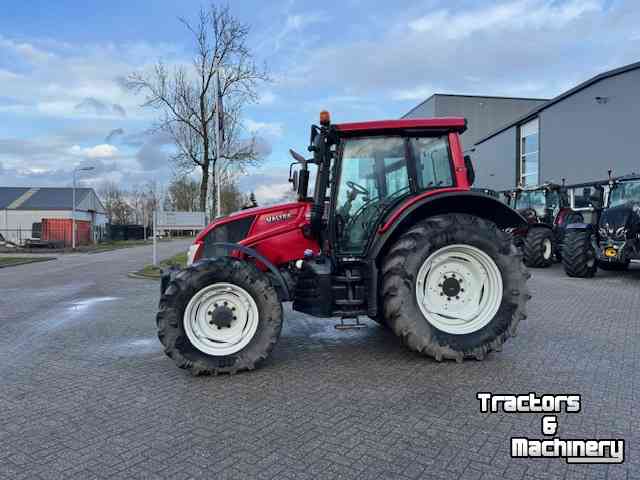 Tractor Valtra N123 Hitech5