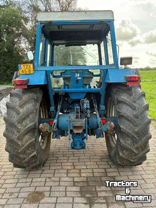 Tractor Ford 4610