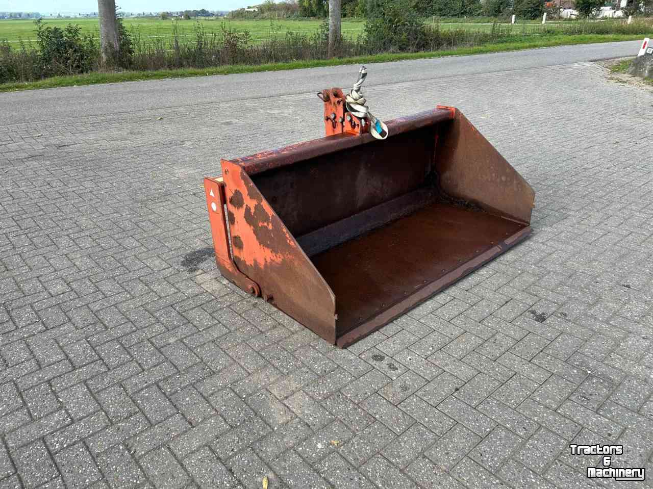 Tractor tipping boxes Hekamp 180 trekkerbak  transportbak