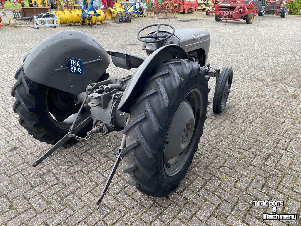 Tractor Massey Ferguson TEF