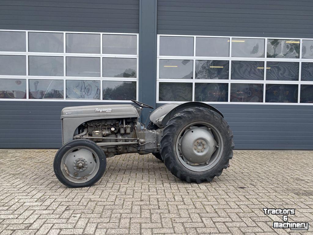 Tractor Massey Ferguson TEF