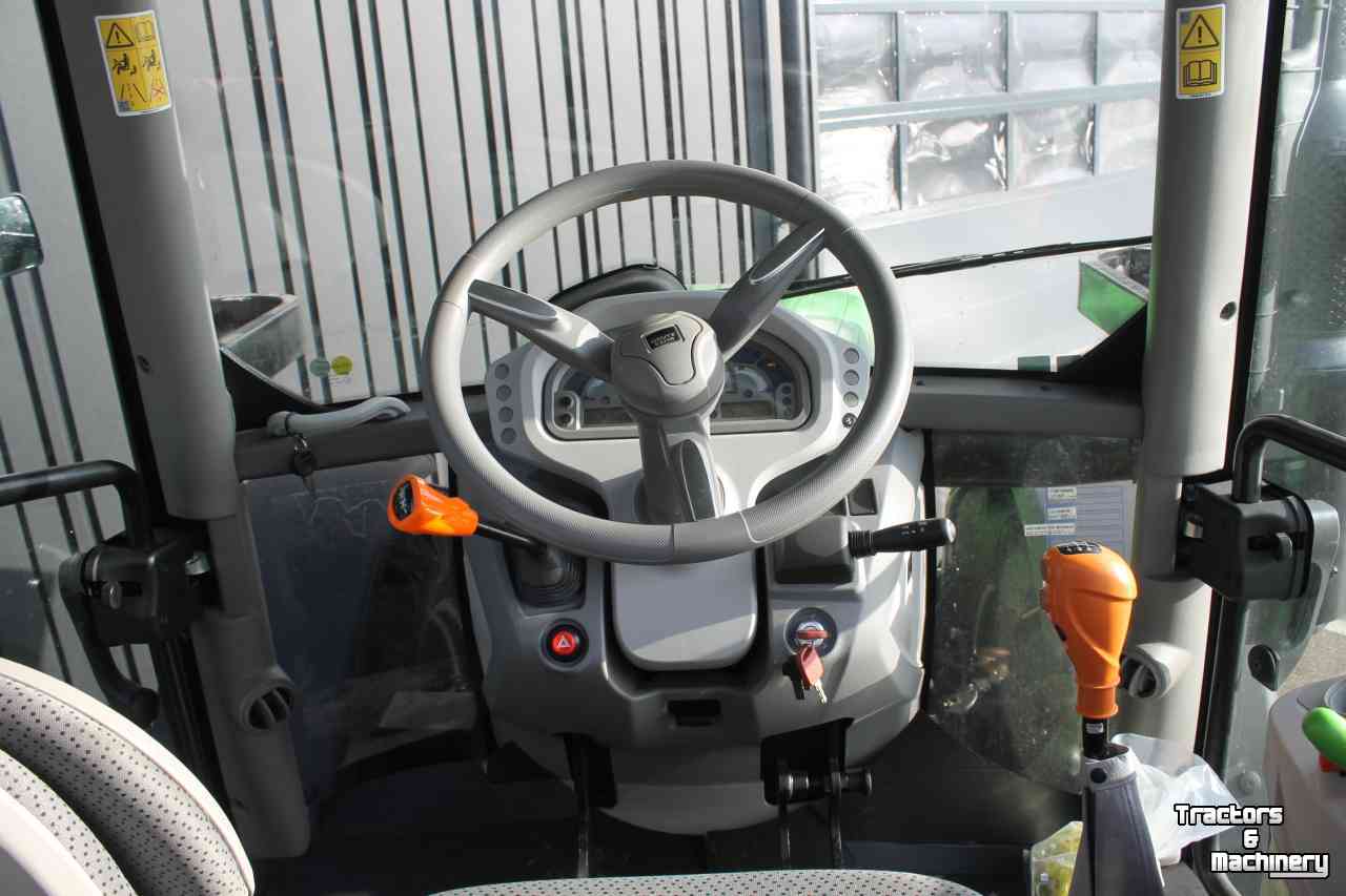 Tractor Deutz-Fahr 5095 Keyline trekker Deutz tractor LS uitvoering mechanische omkeer