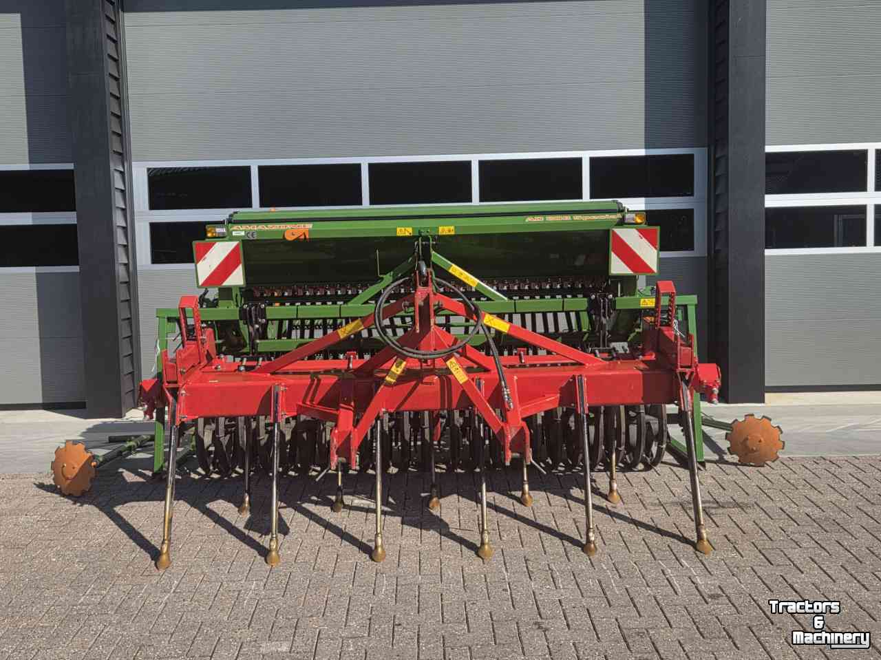 Seed Drill Combination Amazone AD 303 Special opbouw zaaimachine