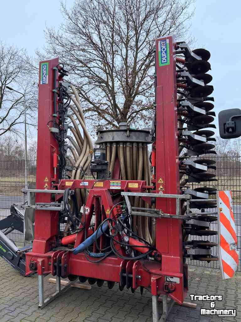 Grassland injector Duport DE 8044 All Track